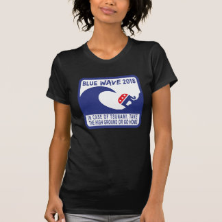 Blaue Welle 2018 - demokratischer Sieg! T-Shirt