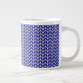BLAUE & WHITE STRICK Große weiße Tasse (Rechts)