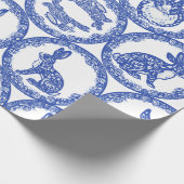Blaue Willow Rabbit Whimsical Isle of Rabbits Geschenkpapier (Ecke)