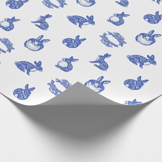 Blaue Willow Rabbit Whimsical Isle of Rabbits Tiss Geschenkpapier (Ecke)