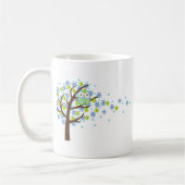 Blaue windige Baum-Eule Kaffeetasse (Links)