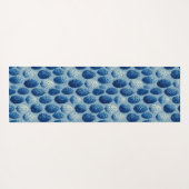 Blaue Winter Pine Cone Muster Yogamatte (Rückseite (Horizontal))