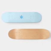 Blaue Winterschneeflocke Skateboard (Horizontal)