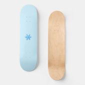 Blaue Winterschneeflocke Skateboard (Vorderseite)