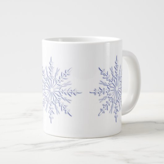 Blaue Winterschneeflocken auf Weiß Jumbo-Tasse (Vorderseite Rechts)