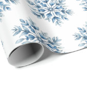 Blaue Winterschneeflocken Geschenkpapier (Rolleneckpunkt)