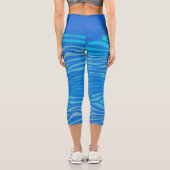 Blaue Zebra Streifen Capri Leggings (Rückseite)