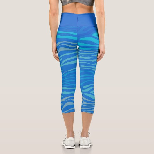 Blaue Zebra Streifen Capri Leggings (Rückseite)