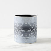 Blauer Abstrakter Schneeflocken Zweifarbige Tasse (Mittel)