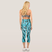 Blauer Absturz - cooles Federdesign Capri Leggings (Rückseite)