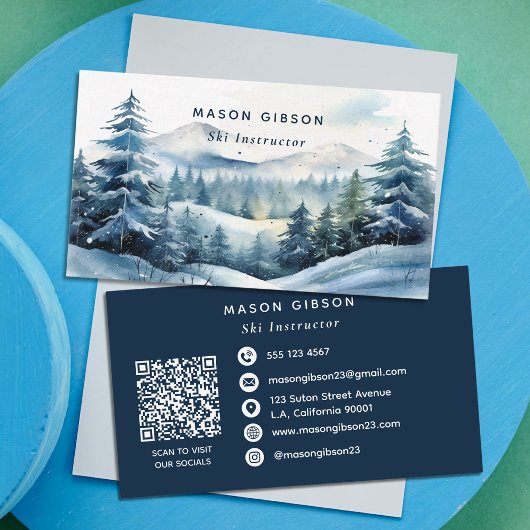 Blauer Aquarell-Winter-Bergwald-Ski-QR-Code Visitenkarte