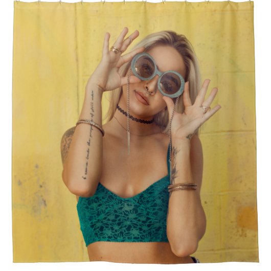 Blauer BALETTE mit Sonnenbrille Duschvorhang (Vorderseite)