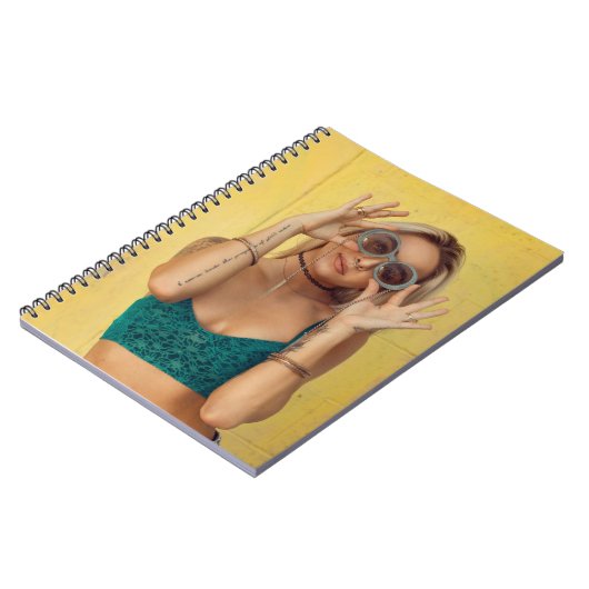 Blauer BALETTE mit Sonnenbrille Notizblock (Linke Seite)