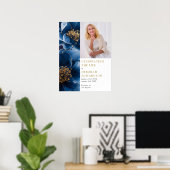 Blauer Begräbnisfeier zum Foto des Lebens Poster (Heimbüro)