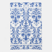 Blauer Blauer Wirbel Damask Monogramm Geschirrtuch (Vertikal)