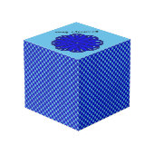 Blauer Blume-Multifunktionsvorlage von Kenneth Yon Würfel (Rückseite Schrägansicht)