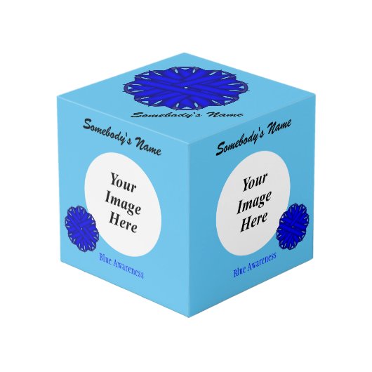 Blauer Blume-Multifunktionsvorlage von Kenneth Yon Würfel (Vorderseite Schrägansicht)