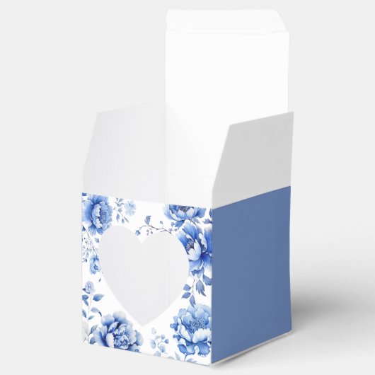 Blauer Blumen Taufe Herz Geschenkschachtel (Geöffnet)