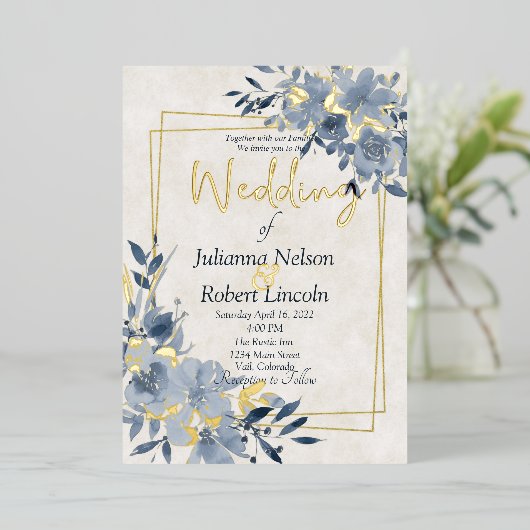 Blauer Blumen- und Goldrahmen Folieneinladung (Stehend vorne)