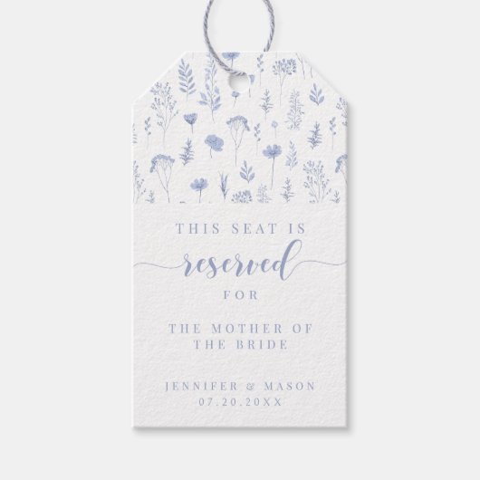 Blauer blumengeschmückter Hochzeitsort Sitzplatz V Geschenkanhänger (Vorderseite)