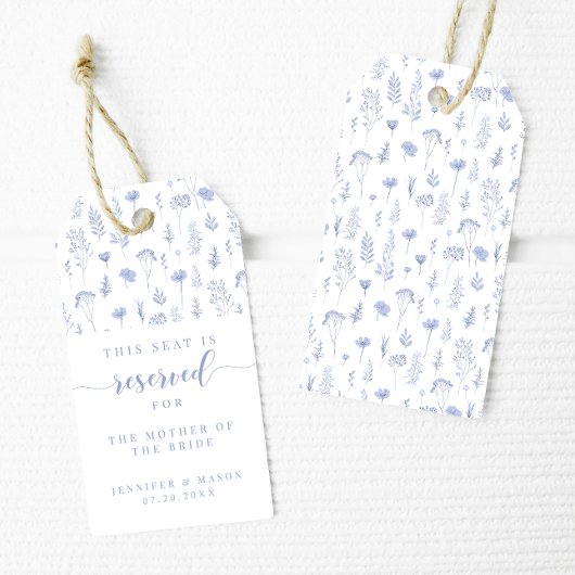 Blauer blumengeschmückter Hochzeitsort Sitzplatz V Geschenkanhänger