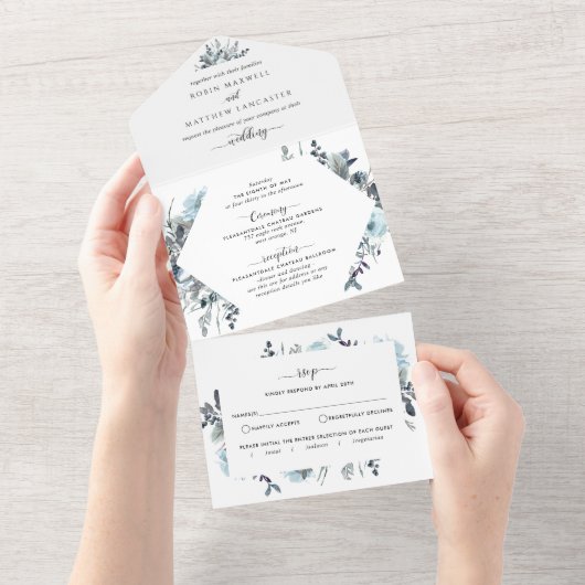 Blauer Blumenhochzeit mit Perforated UAWG All In One Einladung (Abreißen)