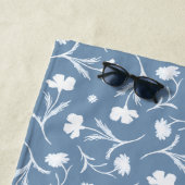 Blauer Blumenmuster Blau Grau Weiße Freiheit Elega Strandtuch (Beispiel)