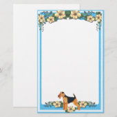 Blauer Blumenstrauß, enthüllt Airedale Briefpapier (Vorne/Hinten)