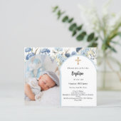 Blauer Blumenstrauß Foto Boy Taufe Einladung (Stehend Vorderseite)