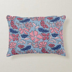 Blauer Blütenblock mit rosa und blauer Hand drucke Dekokissen