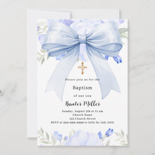 Blauer Bogen Blütenjunge Taufe Einladung (Vorderseite)