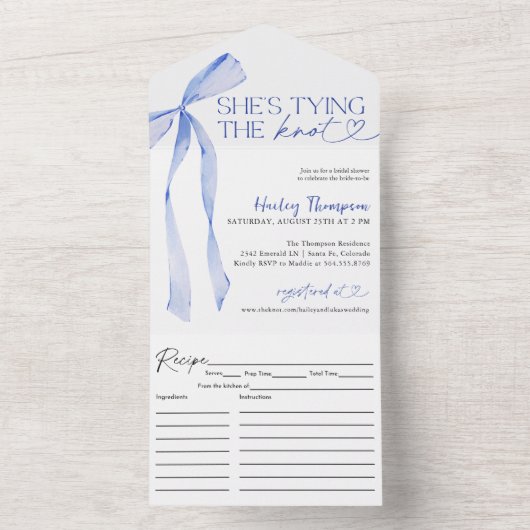 Blauer Bow verbindet das Brautparty des Knotens All In One Einladung (Innen Boden)