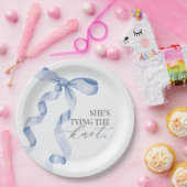 Blauer Bow verbindet die Dekoration des Brautparty Pappteller (Party)