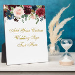 Blauer Burgundy Blauer Text Hochzeitstisch Fotoplatte<br><div class="desc">Aquarell florales Burgundy Marsala Blue Gold Hochzeit Ihre Text Table Plaque</div>