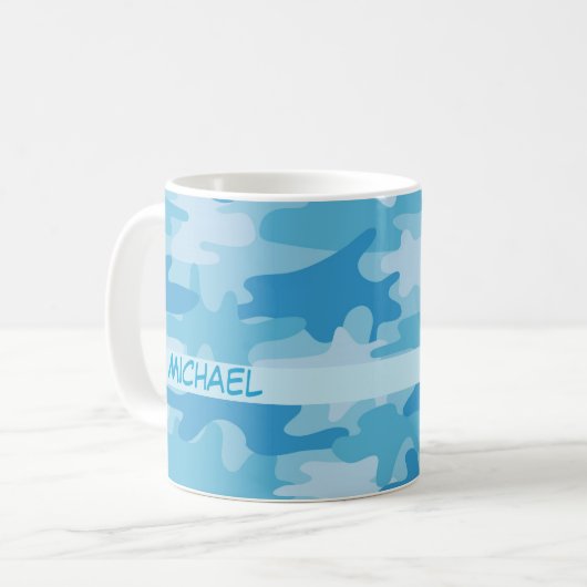 Blauer Camouflage-Tarnungs-Name personalisiert Kaffeetasse (Vorderseite Links)