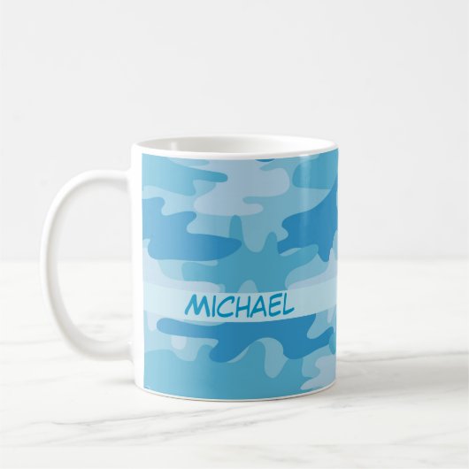 Blauer Camouflage-Tarnungs-Name personalisiert Kaffeetasse (Links)