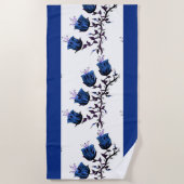Blauer Canterbury Glocken auf Weinbergen Blume Strandtuch (Vorderseite)