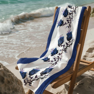 Blauer Canterbury Glocken auf Weinbergen Blume Strandtuch