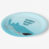 Blauer Cartoon Whale Shark Personalisiert Pappteller (Schrägansicht)
