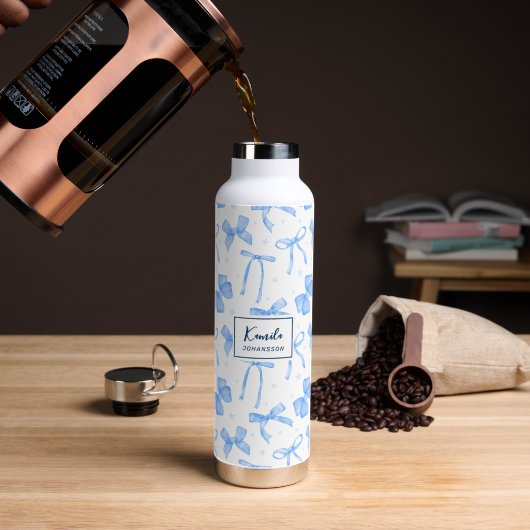 Blauer Coquette-Bogen mit individuellem Namen Trinkflasche (Kaffee (gedreht))