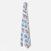 Blauer Cornflower-Kreuzstich-Design Krawatte (Rückseite)
