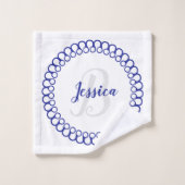 Blauer dekorativer Circle Monogram Badetuch Set (Waschlappen)