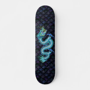 Blauer Drache auf Drachenschuhen Skateboard
