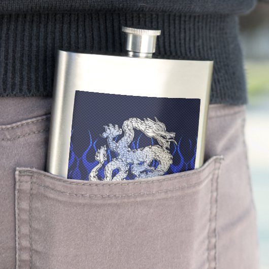 Blauer Drache im Chrom-Kohlenstoff, der Flammen Flachmann (Beispiel)