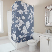 Blauer Duschvorhang (Beispiel)