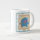 Blauer Elefant mit weißen Polka-Punkten Jumbo-Tasse (Vorderseite Rechts)
