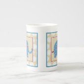 Blauer Elefant mit weißen Polka-Punkten Porzellantasse (Vorderseite)