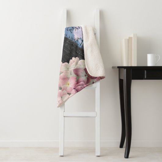 Blauer Eleganter Extravaganter Blumenstrauß Sherpadecke (Beispiel)