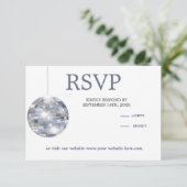 Blauer Eukalyptus Elegante Wedding RSVP Karte (Stehend Vorderseite)