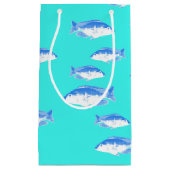 Blauer Fisch auf Türkis Kleine Geschenktüte (Vorderseite)